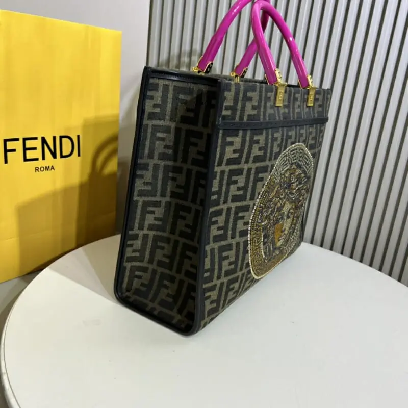 fendi aaa qualite tote-sac a main  pour femme s_124b3134